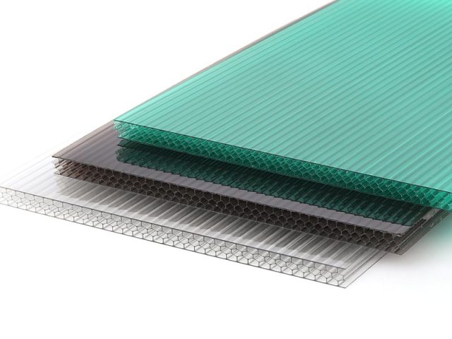 Multiwall polycarbonate manufactured by Plastura