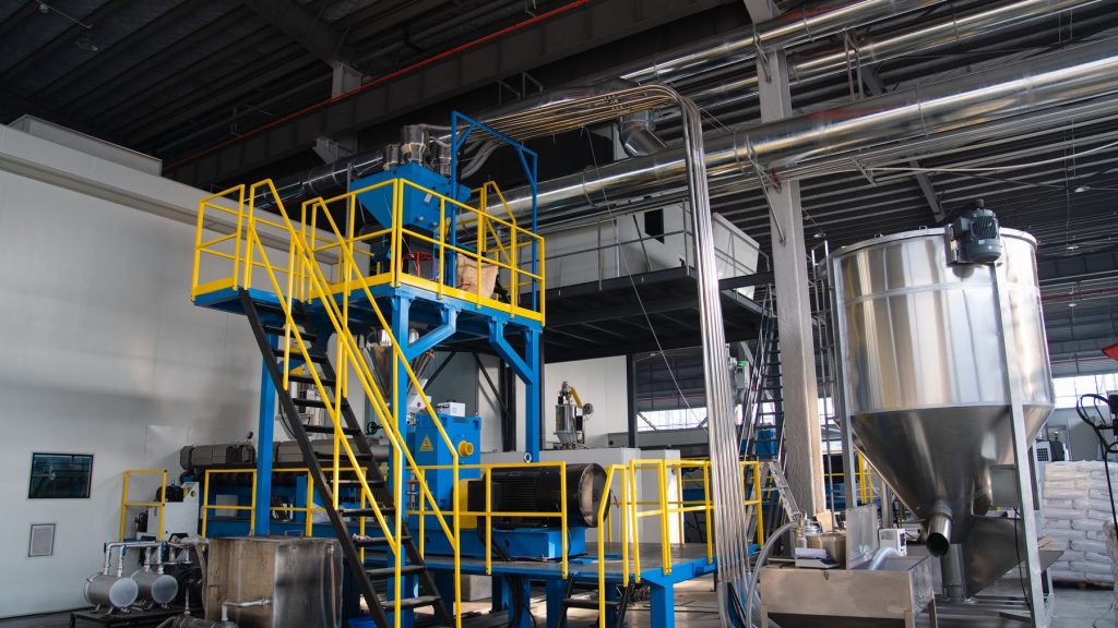 Polycarbonate sheet extrusion line supporting factory-direct wholesale pricing